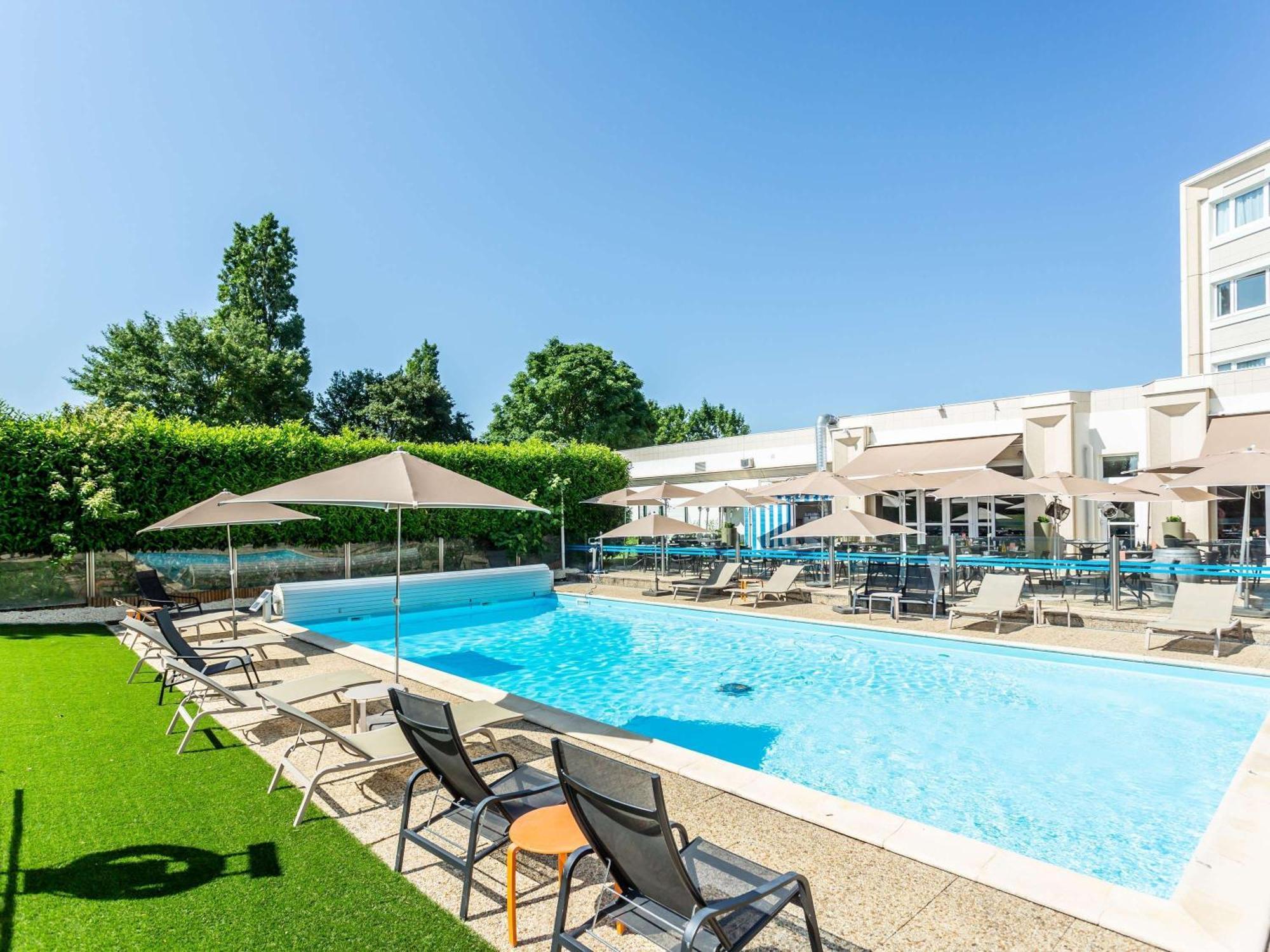Novotel Bourges Exterior foto